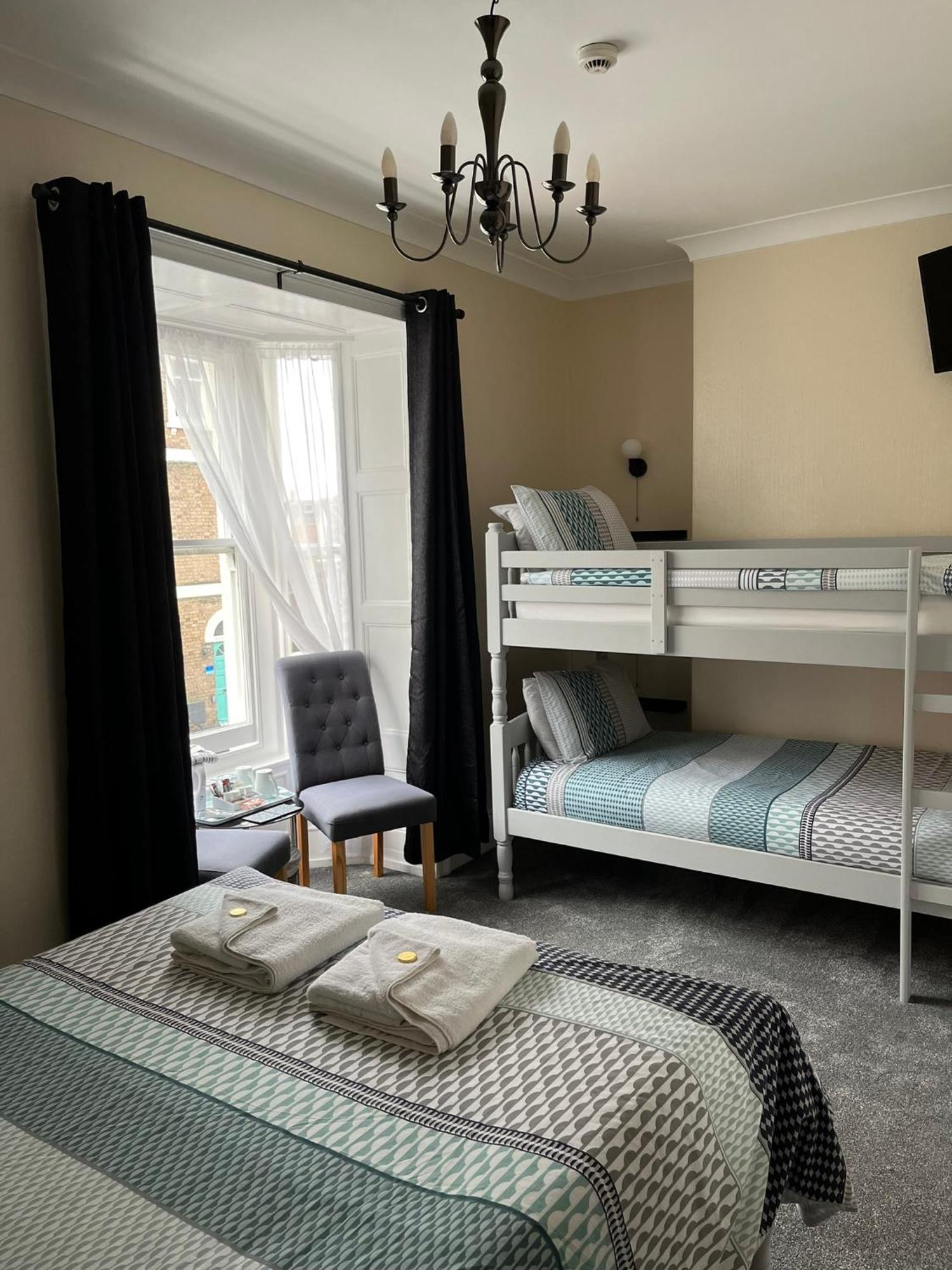 Cunard Guest House ويموث المظهر الخارجي الصورة
